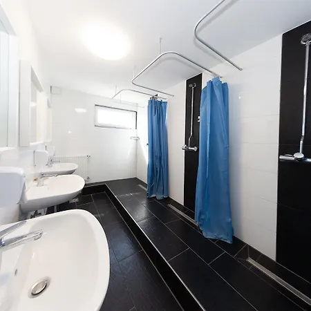 Mk Hostel Oyten - Free Wifi & Parking - 24H Check-In Exterior photo