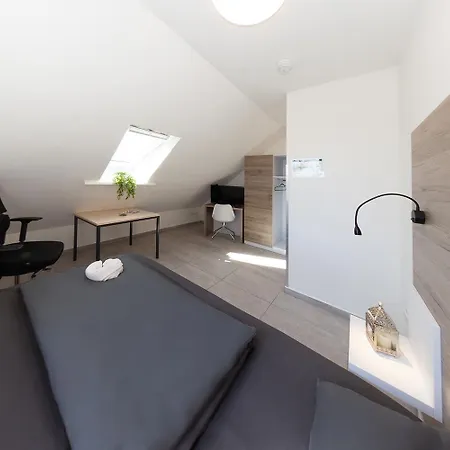 Mk Hostel Oyten - Free Wifi & Parking - 24H Check-In Exterior photo