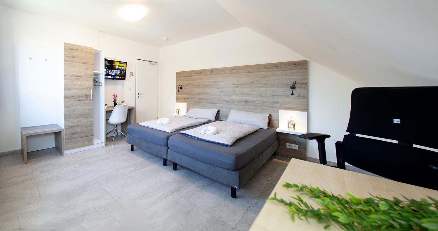 Mk - Free Wifi & Parking - 24h Check-in Auberge de jeunesse